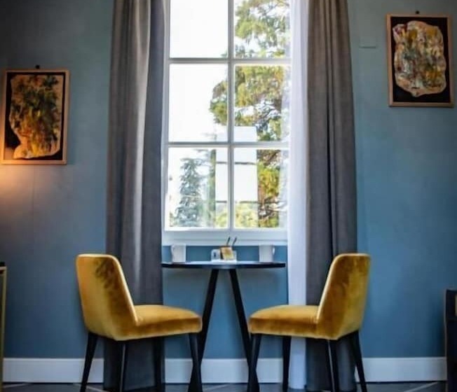 호텔 Capriccio Art