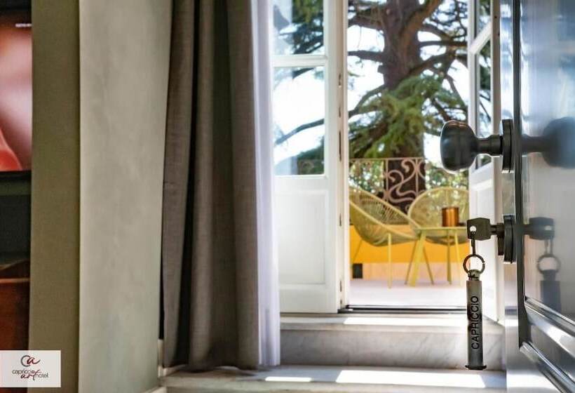 호텔 Capriccio Art