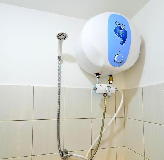 ホテル Collection O 28 Urban Town Karawang