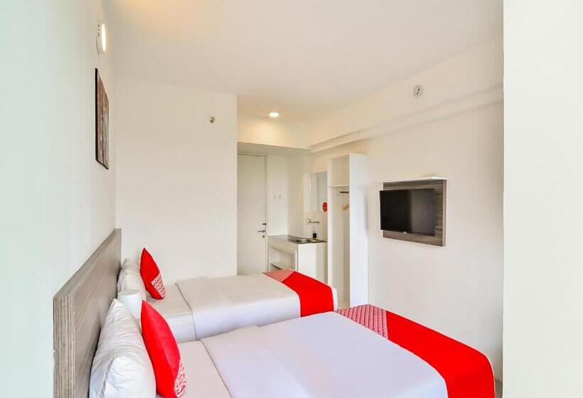 ホテル Collection O 28 Urban Town Karawang