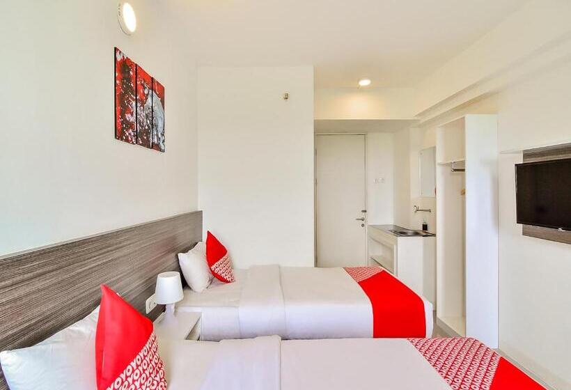 ホテル Collection O 28 Urban Town Karawang