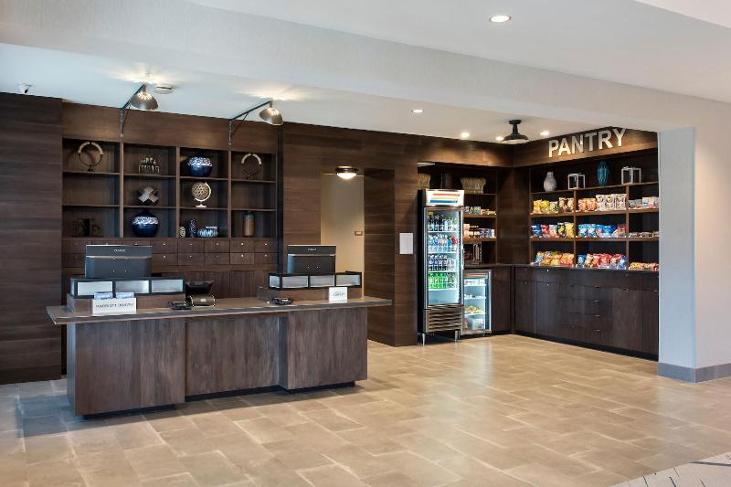 Отель Four Points By Sheraton Albany