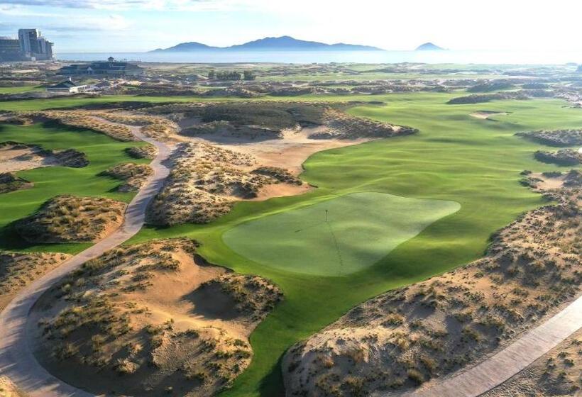 هتل Hoiana  And Suites