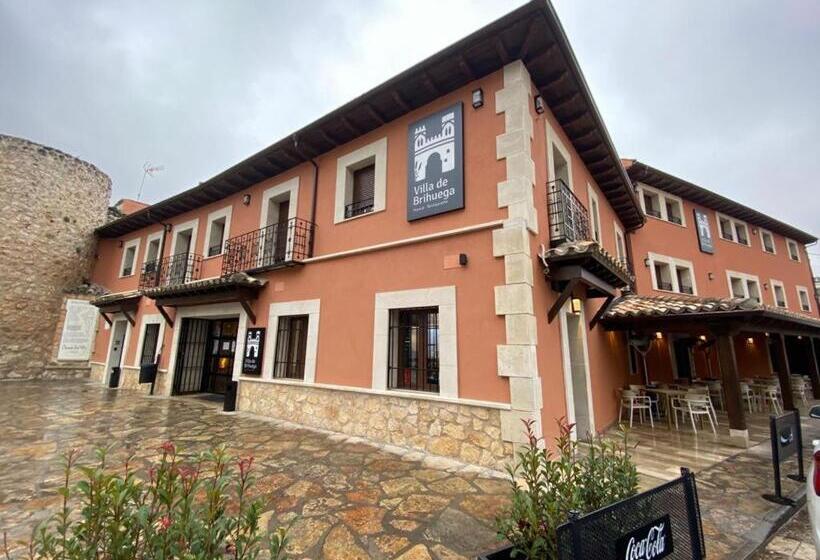 هتل Hostal Restaurante Villa De Brihuega