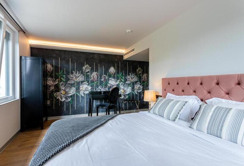 בית מלון כפרי Hôtel L Ouvrée