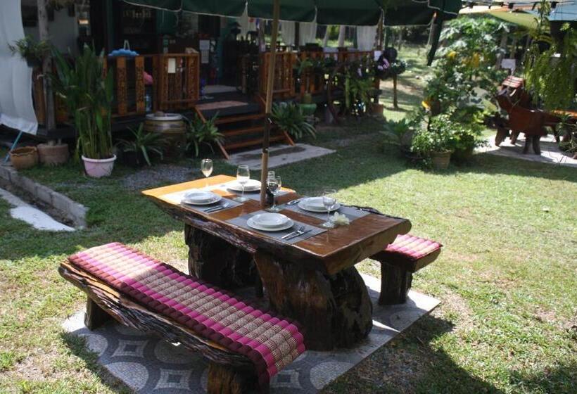 בית מלון כפרי Kuba Bungalows