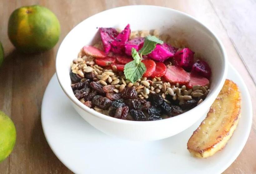 בית מלון כפרי Mejore Beach