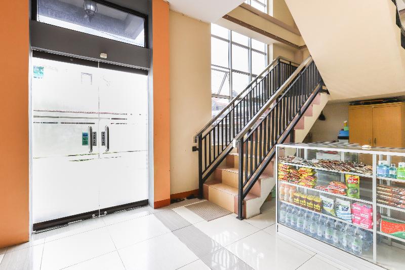 בית מלון כפרי Reddoorz Near Wisma Cahaya Abadi Sepinggan Airport Balikpapan