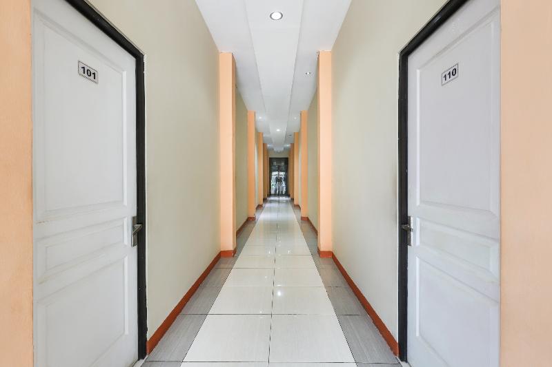 בית מלון כפרי Reddoorz Near Wisma Cahaya Abadi Sepinggan Airport Balikpapan