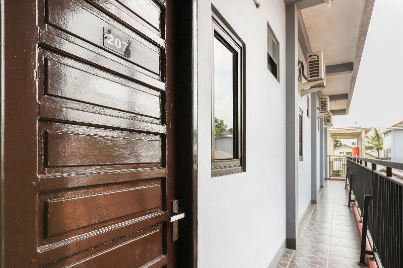 בית מלון כפרי Reddoorz Near Wisma Cahaya Abadi Sepinggan Airport Balikpapan