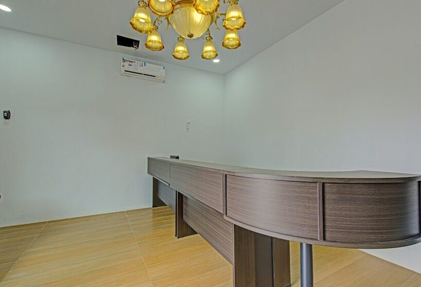 호텔 Oyo 3841 Wisma 25