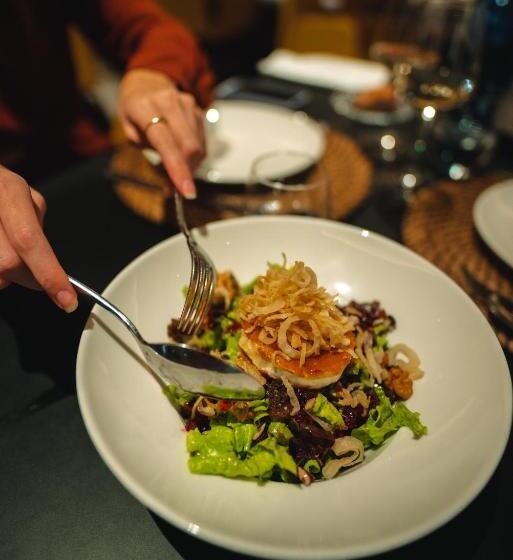 هتل Restaurante Casa Luisa