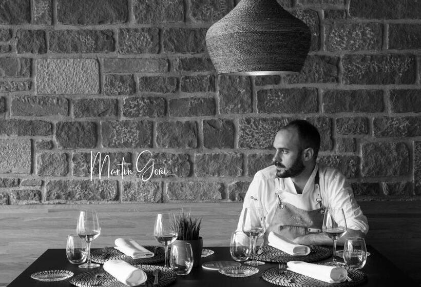 هتل Restaurante Casa Luisa