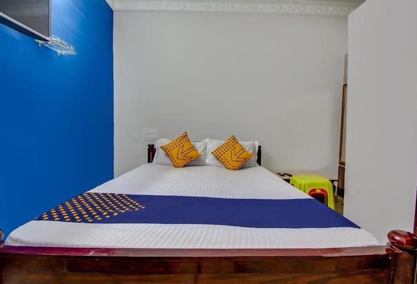 فندق Spot On 64765 Gangotri Lodge