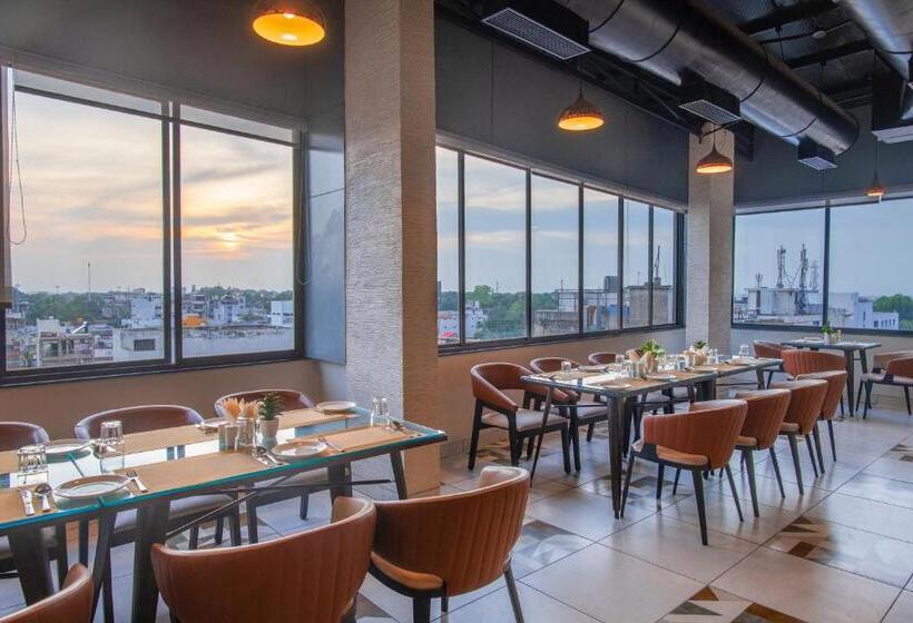 בית מלון כפרי The M