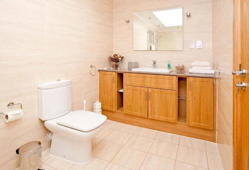 בית מלון כפרי The Redgarth