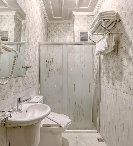 בית מלון כפרי Trilye Bay C Konak