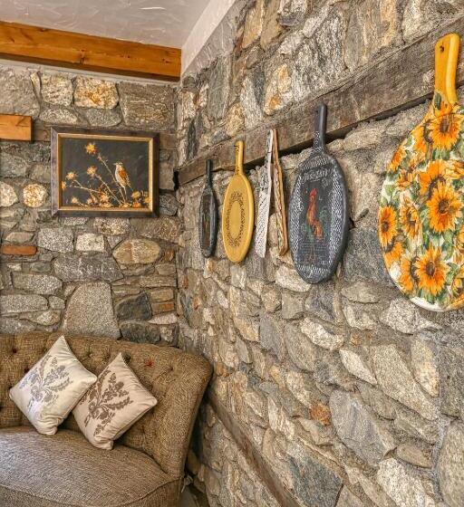 בית מלון כפרי Trilye Bay C Konak