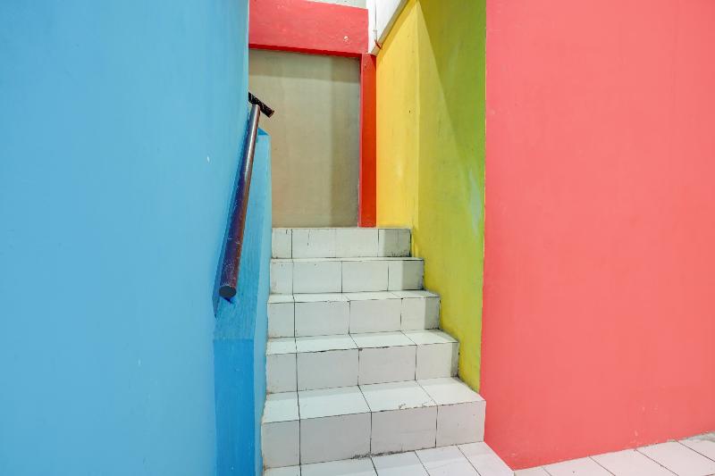 בית מלון כפרי Yellow Sapphire Redpartner Near Mayjend Sungkono