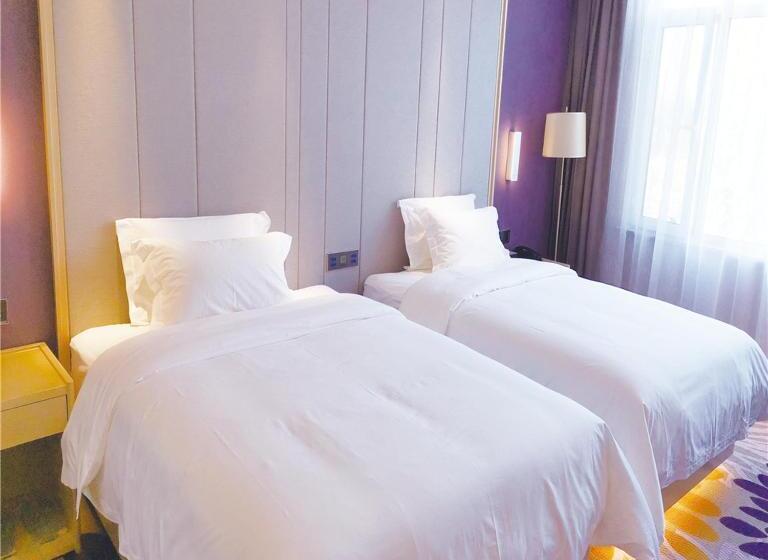 Lavande Hotel Ordos Ejinholo Street