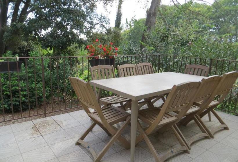 Les Studios Hôtel De Sommières