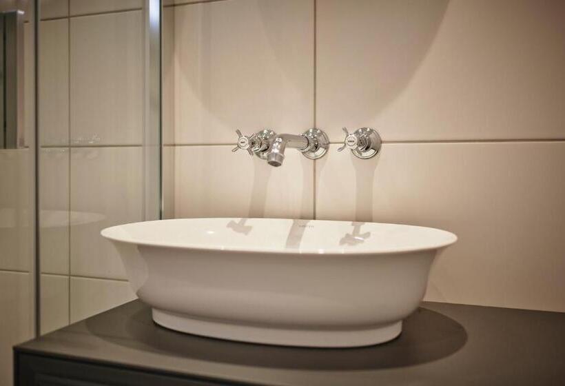 بنسيون Da Maurizio Suites