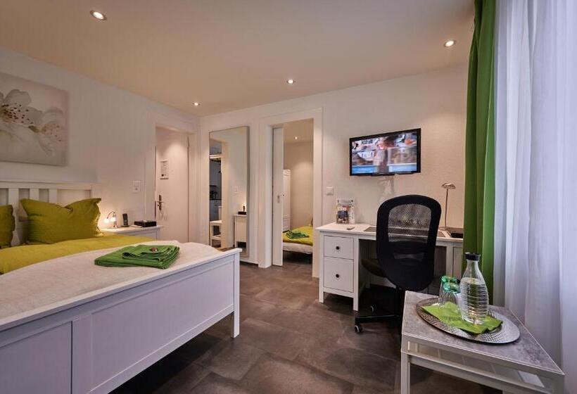 بنسيون Da Maurizio Suites