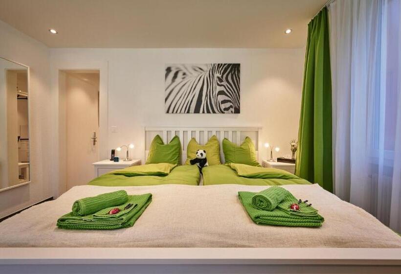 بنسيون Da Maurizio Suites