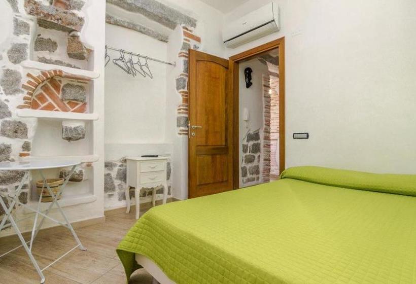بنسيون Room Tortoli