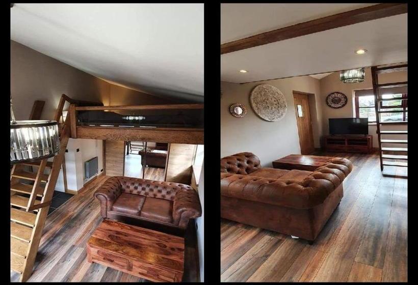 بنسيون Longland Guest House