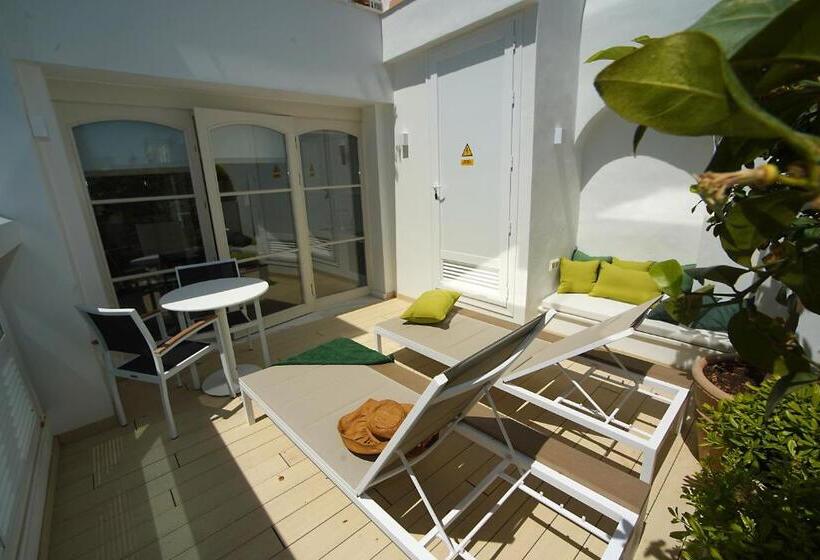 Plaza Mina Suites   Adults Recommended By Luxury Suites Cadiz
