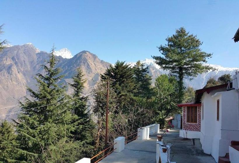 Resort With Mesmerizing Mountain Views & Pine Trees