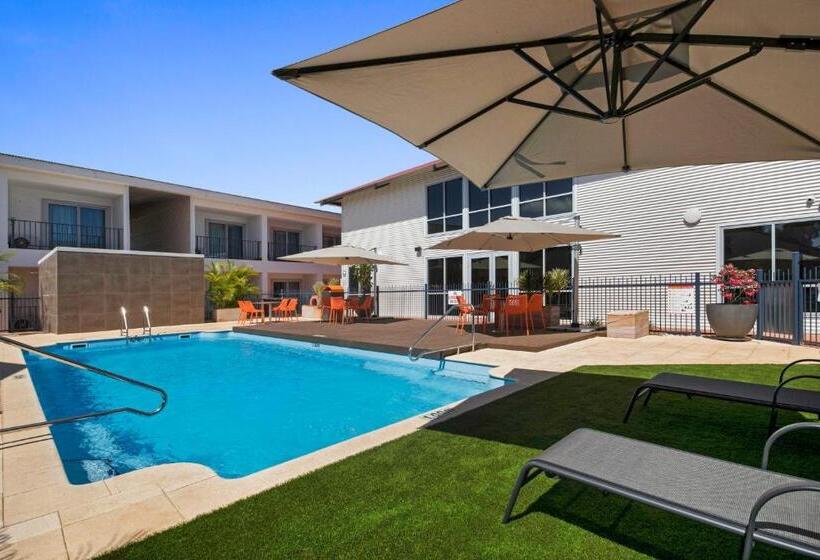 Velocity Motel & Bistro Wa