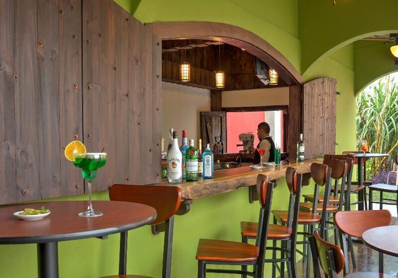 Casa Conde Hotel & Apartamentos