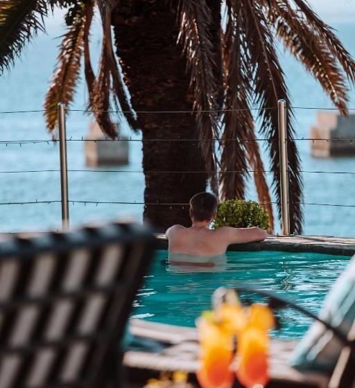 Courtyard Hotel Gqeberha