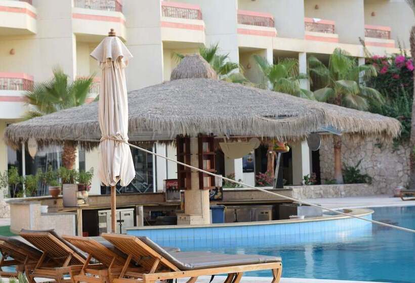 Doubletree By Hilton Sharm El Sheikh  Sharks Bay Resort