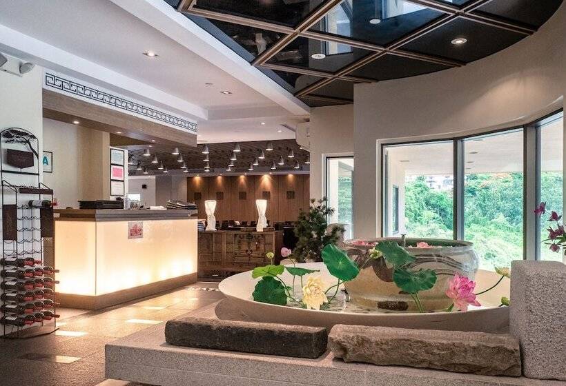 Holiday Resort & Spa Guam