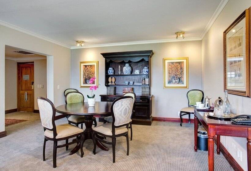 בית מלון כפרי Irene Country Lodge, Autograph Collection