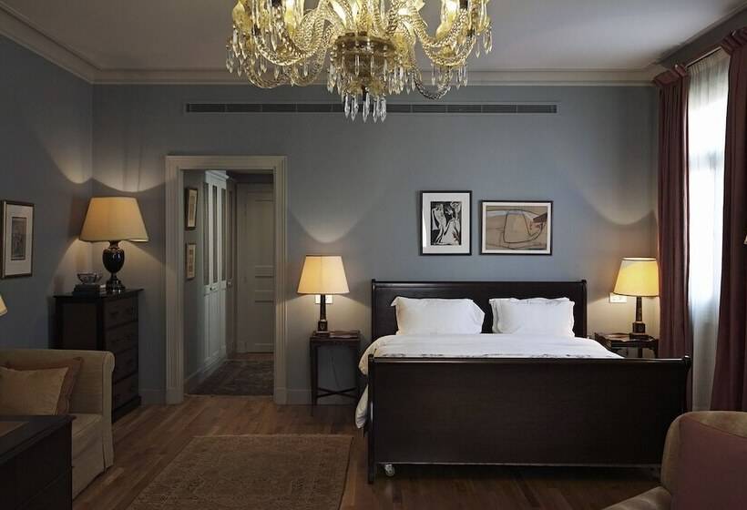 هتل Albergo