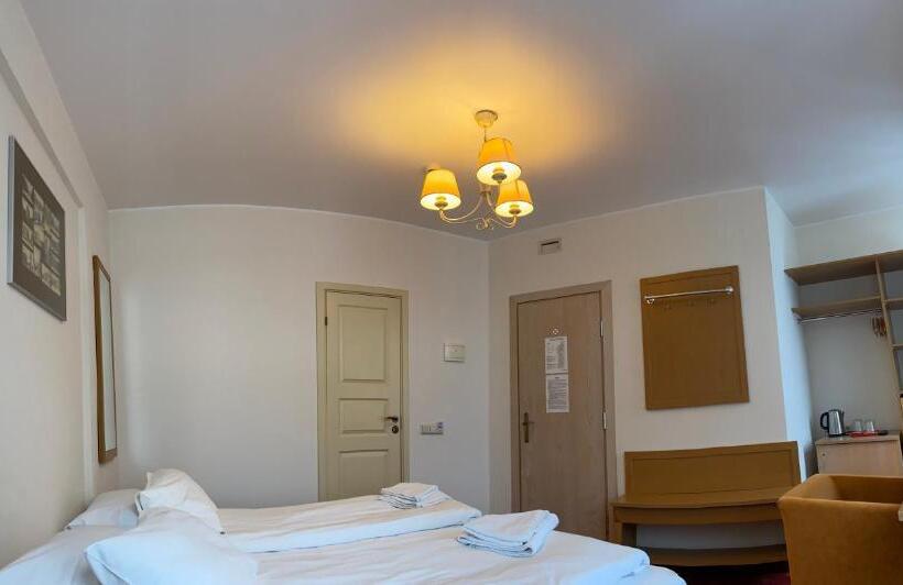 هتل Alexa Old Town