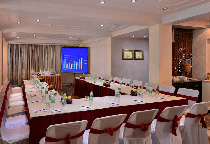 فندق Ashiana Clarks Inn Shimla