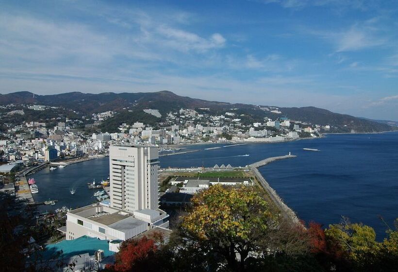 בית מלון כפרי Atami Korakuen