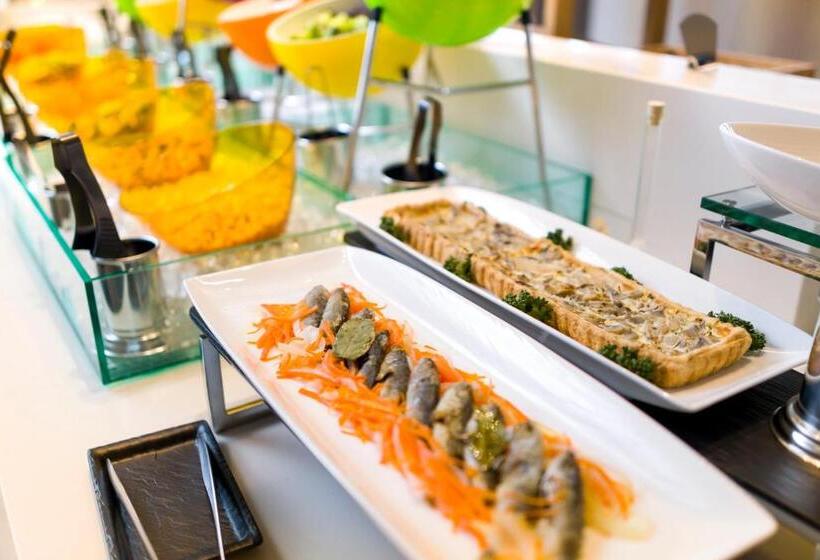 בית מלון כפרי Atami Korakuen