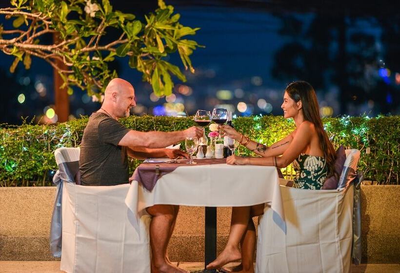 Отель Baan Yin Dee Boutique Resort Phuket   Sha Plus