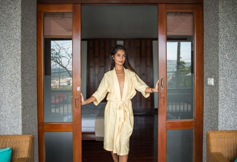 Отель Baan Yin Dee Boutique Resort Phuket   Sha Plus