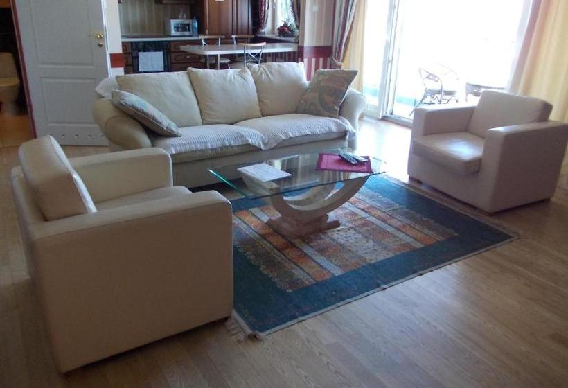 هتل Babka Wieżowiec Noclegi