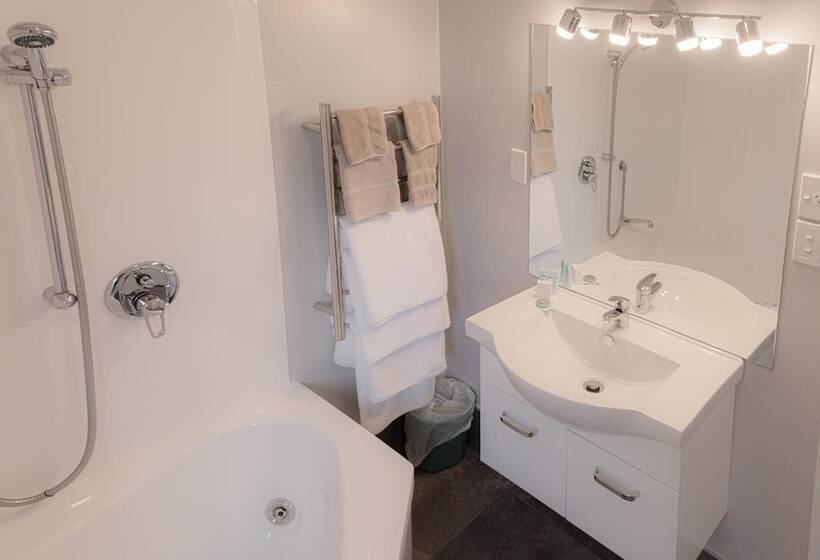 בית מלון כפרי Bks Palm Court Motor Lodge