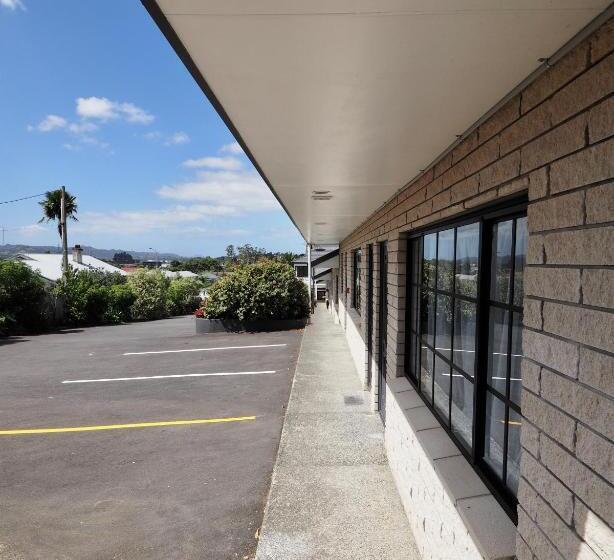 호텔 Bk's Pohutukawa Lodge