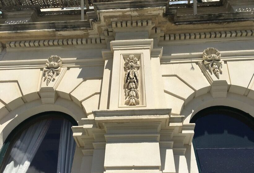 Brydone Hotel Oamaru