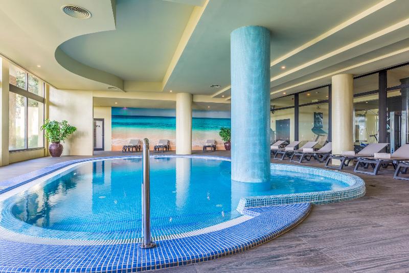 בית מלון כפרי Calheta Beach  Allinclusive  Savoy Signature